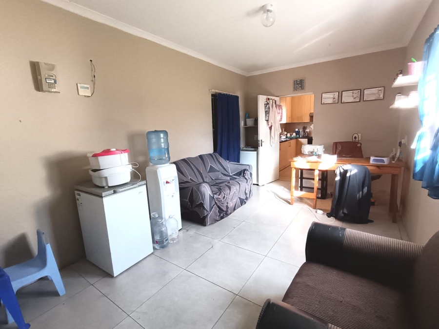 2 Bedroom Property for Sale in Parsonsvlei Eastern Cape